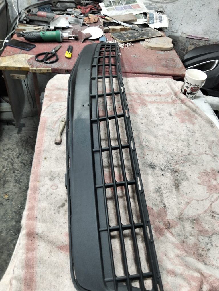 Reparație Detalii hromate, grile – RePlastMD Chișinău