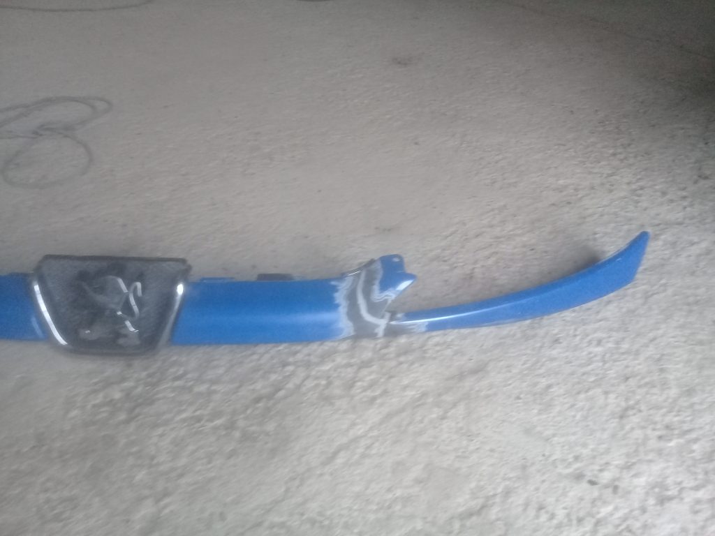 Media af1qipm8fzv3kcmpmxruwpynfhiovx2hwf2cft s – Reparație plastic auto Chișinău
