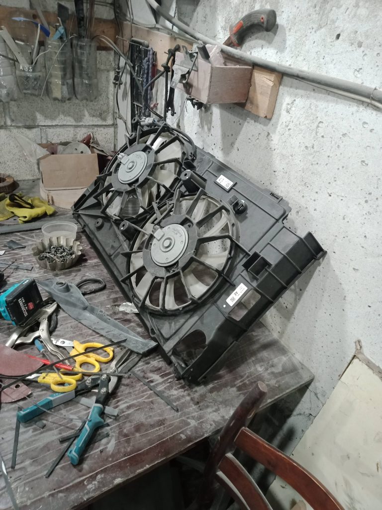 Demontaj rezistent slefuire reparație clemă – RePlastMD Chișinău