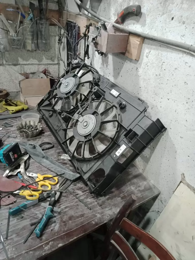 Demontaj rezistent slefuire reparație clemă – RePlastMD Chișinău
