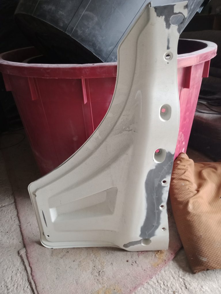 Reparație plastic precisă – RePlastMD atelier RePlastMD