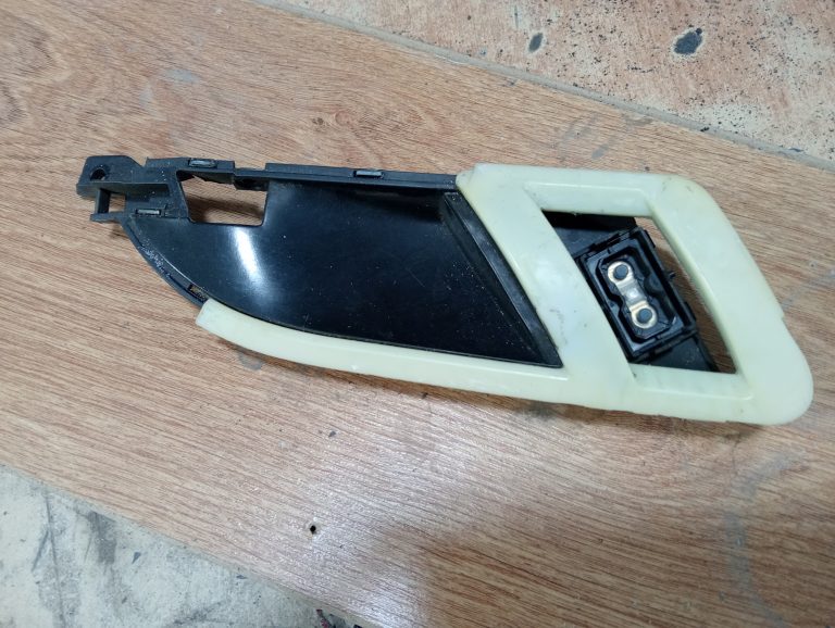 Reparație detaliu profesională – RePlastMD Chișinău