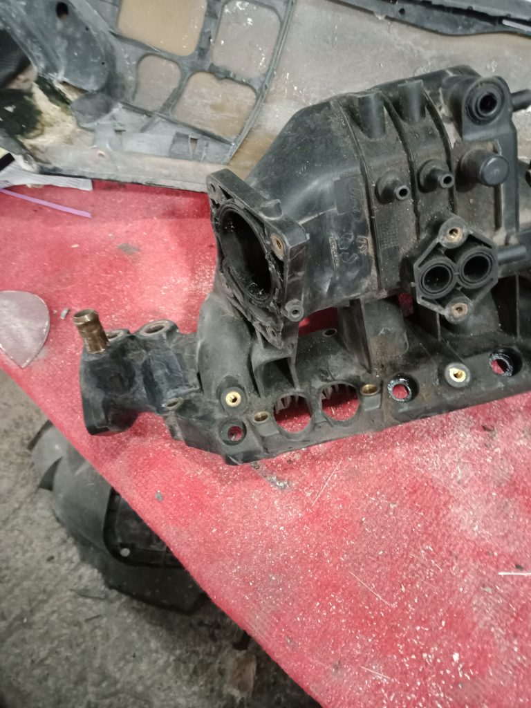 Lipire piesă profesională – RePlastMD atelier RePlastMD