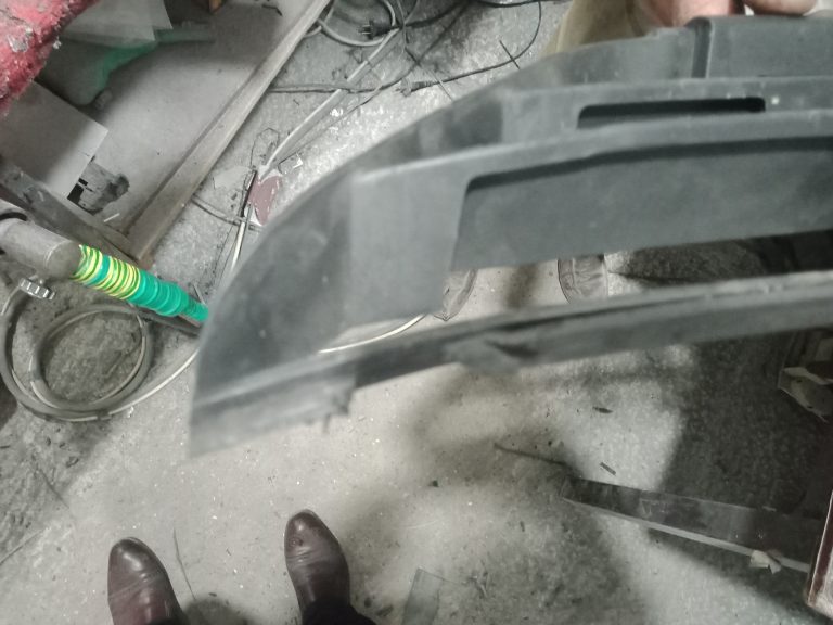 Reparație panou durabilă – RePlastMD service RePlastMD