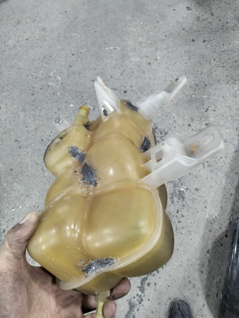 Lipire detaliu precisă – RePlastMD service RePlastMD