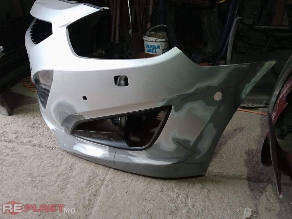 Media af1qipnxw_02inuimx3uoll9happ7p3kxnnbgcna – Reparație plastic auto Chișinău