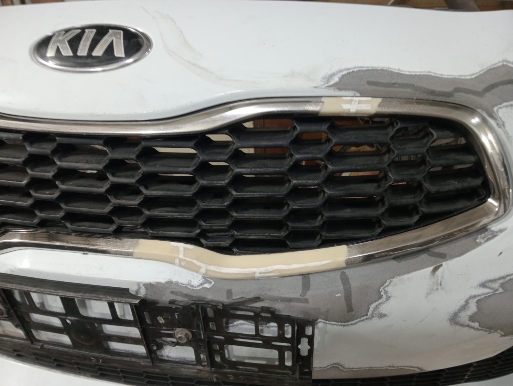 Media af1qipnpb q1blyaezxvdgrf_4f83bu8ujnowcgr – Reparație plastic auto Chișinău