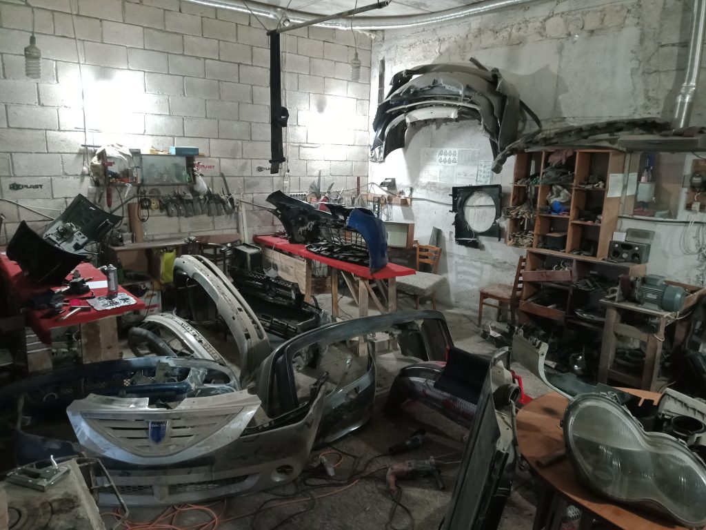 Media af1qipnqvm2qoo 0w5murvyllr4g41xeucrno9bj – Reparație plastic auto Chișinău