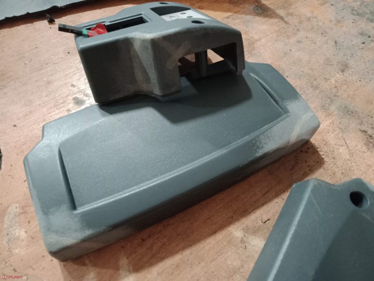 Lipire carcasă profesională – RePlastMD Ciocana