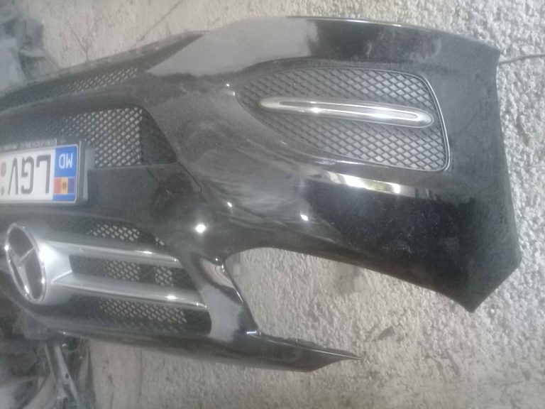 Lipire panou auto sigură – RePlastMD Chișinău