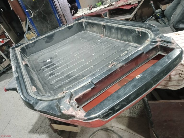 Reparație panou auto durabilă – RePlastMD Moldova