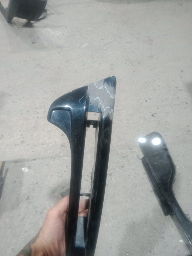 Lipire carcasă auto durabilă – RePlastMD Chișinău