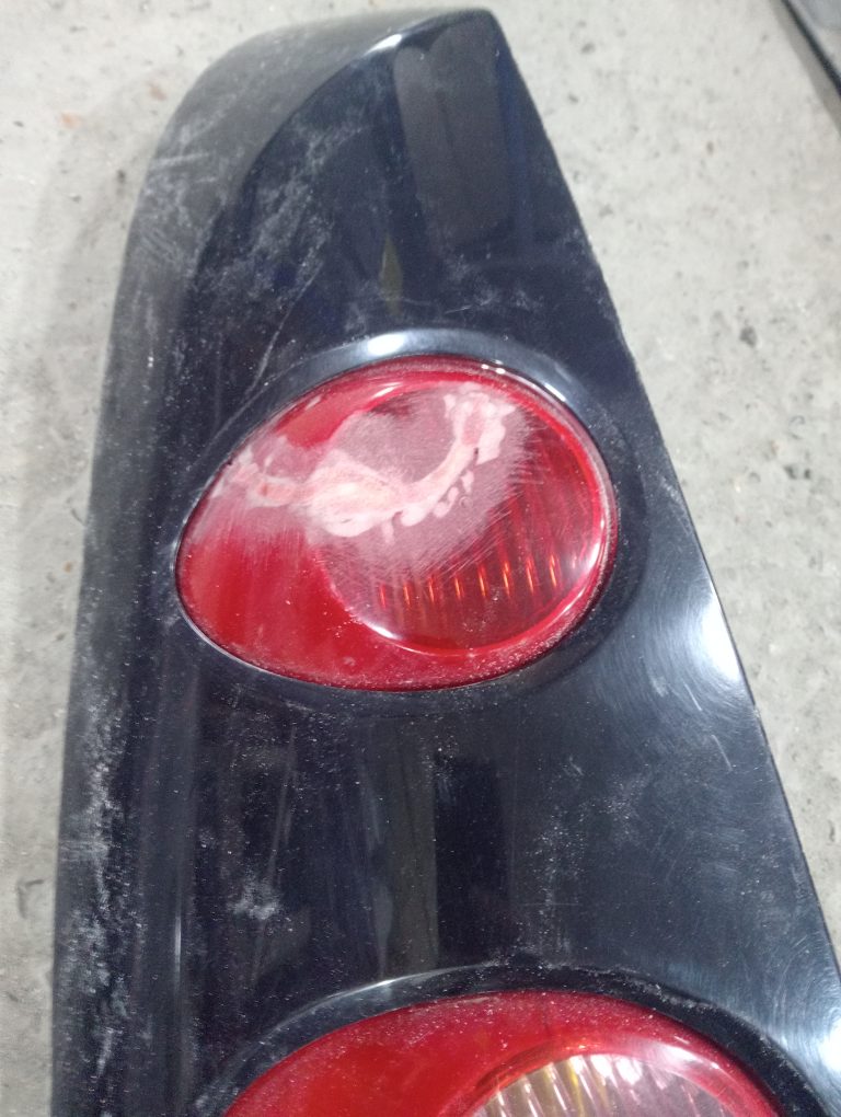 Lipire element plastic sigură – RePlastMD Chișinău