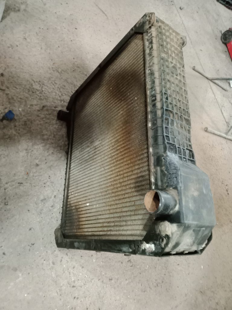 Lipire panou auto rapidă – RePlastMD Moldova