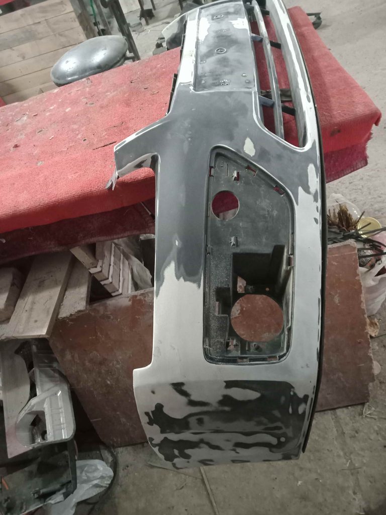 Reparație panou precisă – RePlastMD atelier RePlastMD