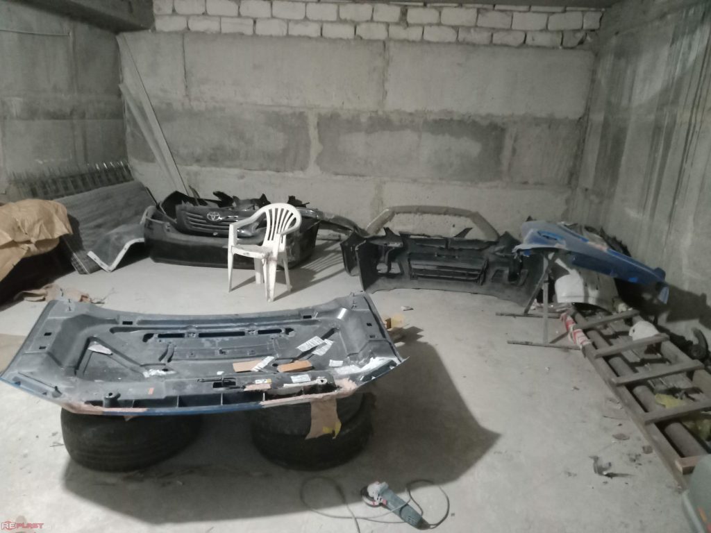 Media af1qipp3vnusd2zukypkn3cpmywcejl5gbnly0b2 – Reparație plastic auto Chișinău
