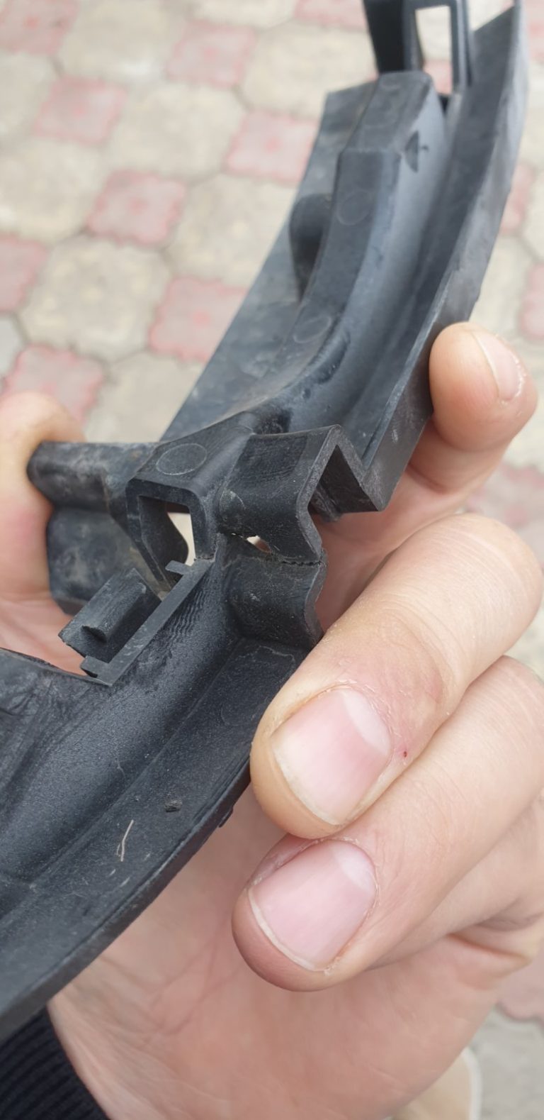 Reparație detaliu durabilă – RePlastMD service RePlastMD