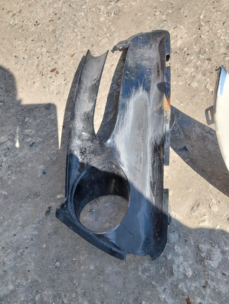Media af1qippaicnbgxsfw5uje3df62ozxse8jzfzme3e – Reparație plastic auto Chișinău