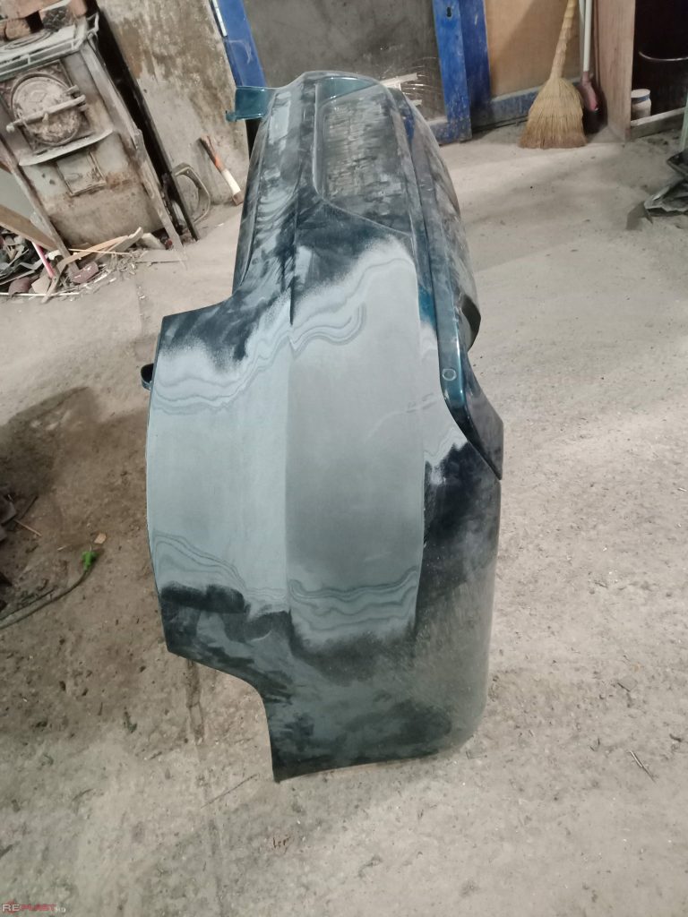 Sudură detaliu profesională – RePlastMD atelier RePlastMD