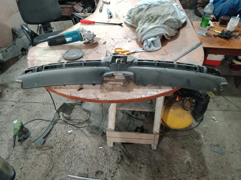 Reparație carcasă auto precisă – RePlastMD Moldova