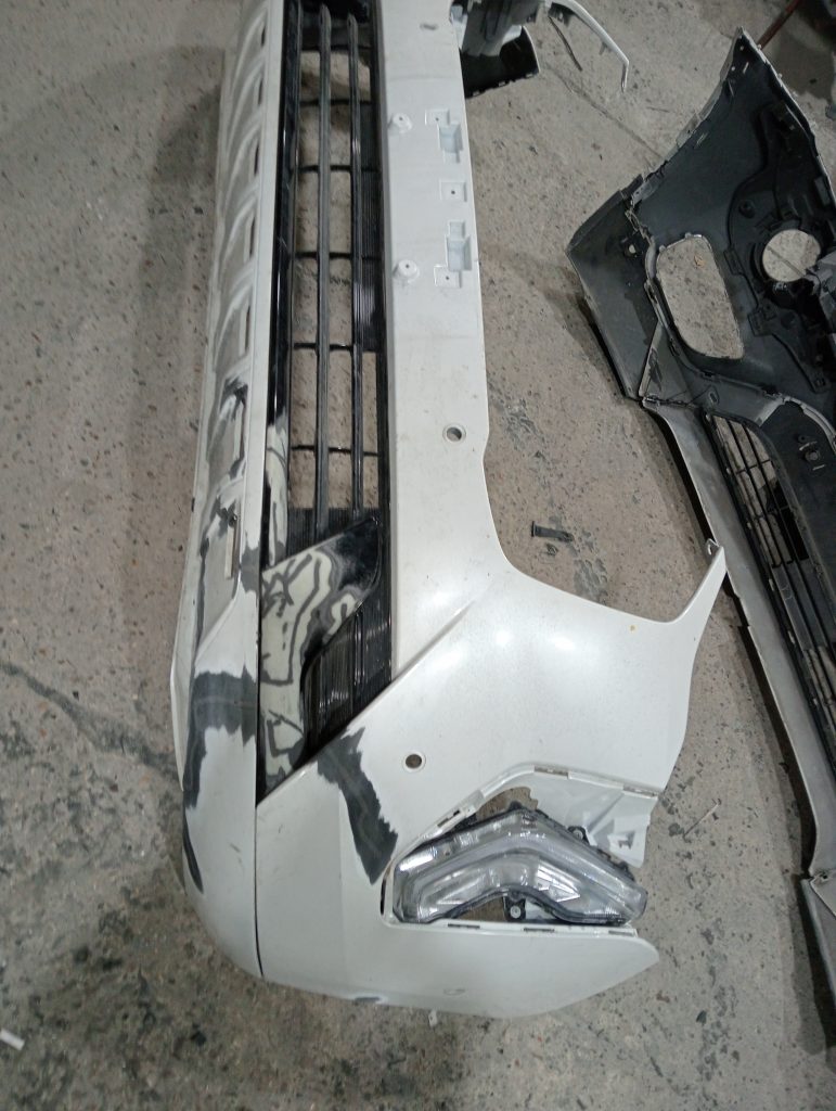 Media af1qippznvplbuz wrgp3ybptw5zvs6x7ndlrzht – Reparație plastic auto Chișinău