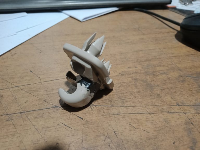 Modelare carcasă auto durabilă – RePlastMD atelier RePlastMD