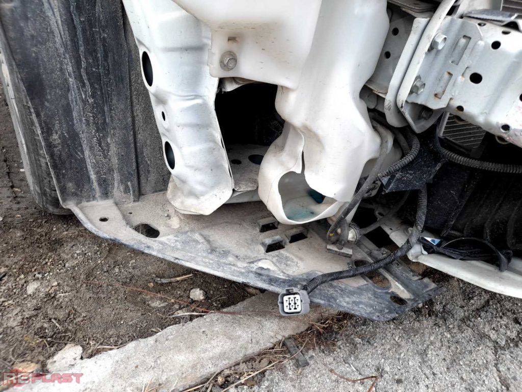 Media af1qippvc_4l57nimqp4pqkwp1ftmtrcfbvu6bkk – Reparație plastic auto Chișinău