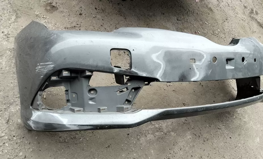 Reparatie bamperi, sudura plastic fisuri